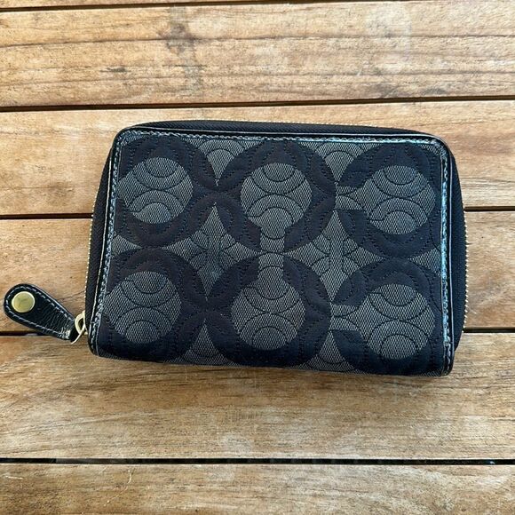 Coach Signature Black Wallet - Picture 1 of 6
